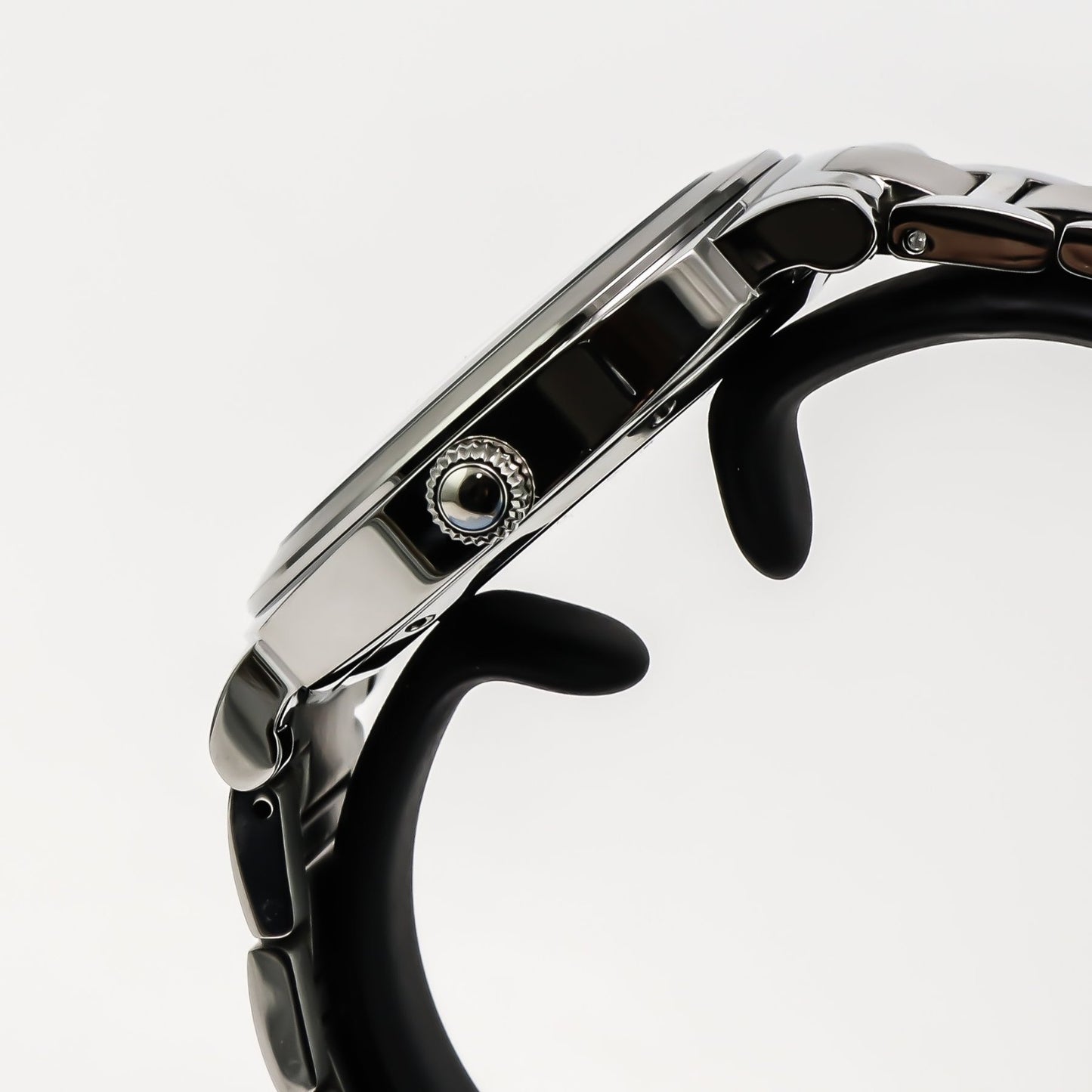 RSW • Swiss Watch • Stainless Steel • 46.80mm• Quartz • 5ATM • RSWM118