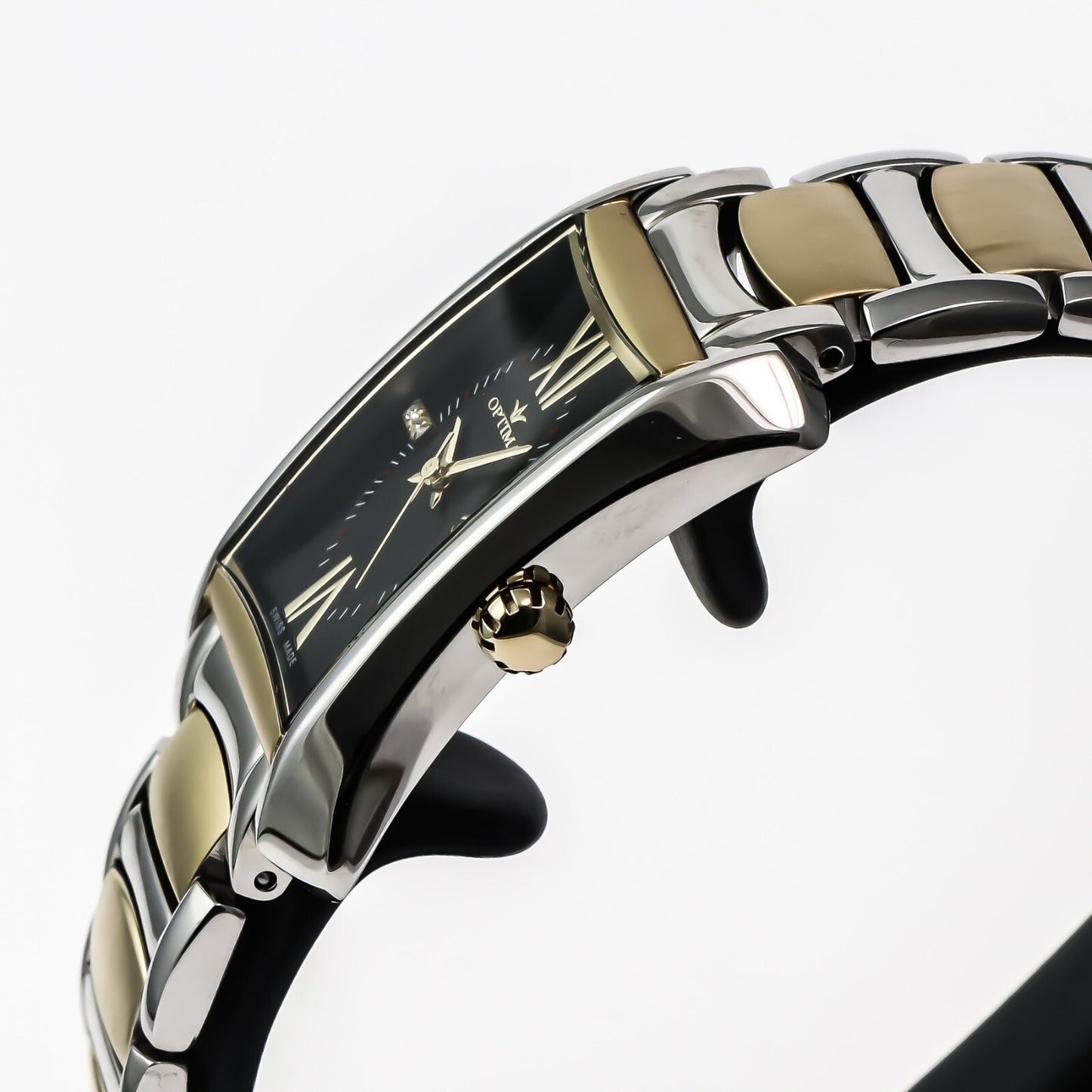 Optima • Swiss Watch • Stainless Steel • 24mmx38mm• Quartz • 5ATM • OSL221