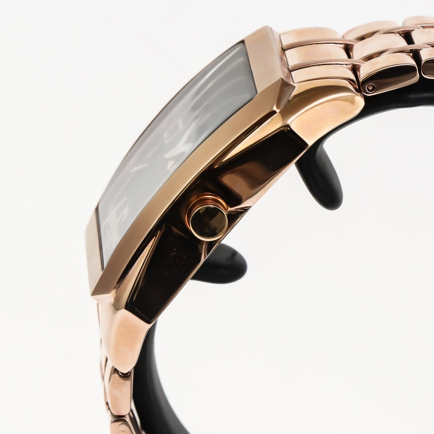 Optima • Reloj suizo • Acero inoxidable • 39 mm • Cuarzo • 3 ATM • OSM228