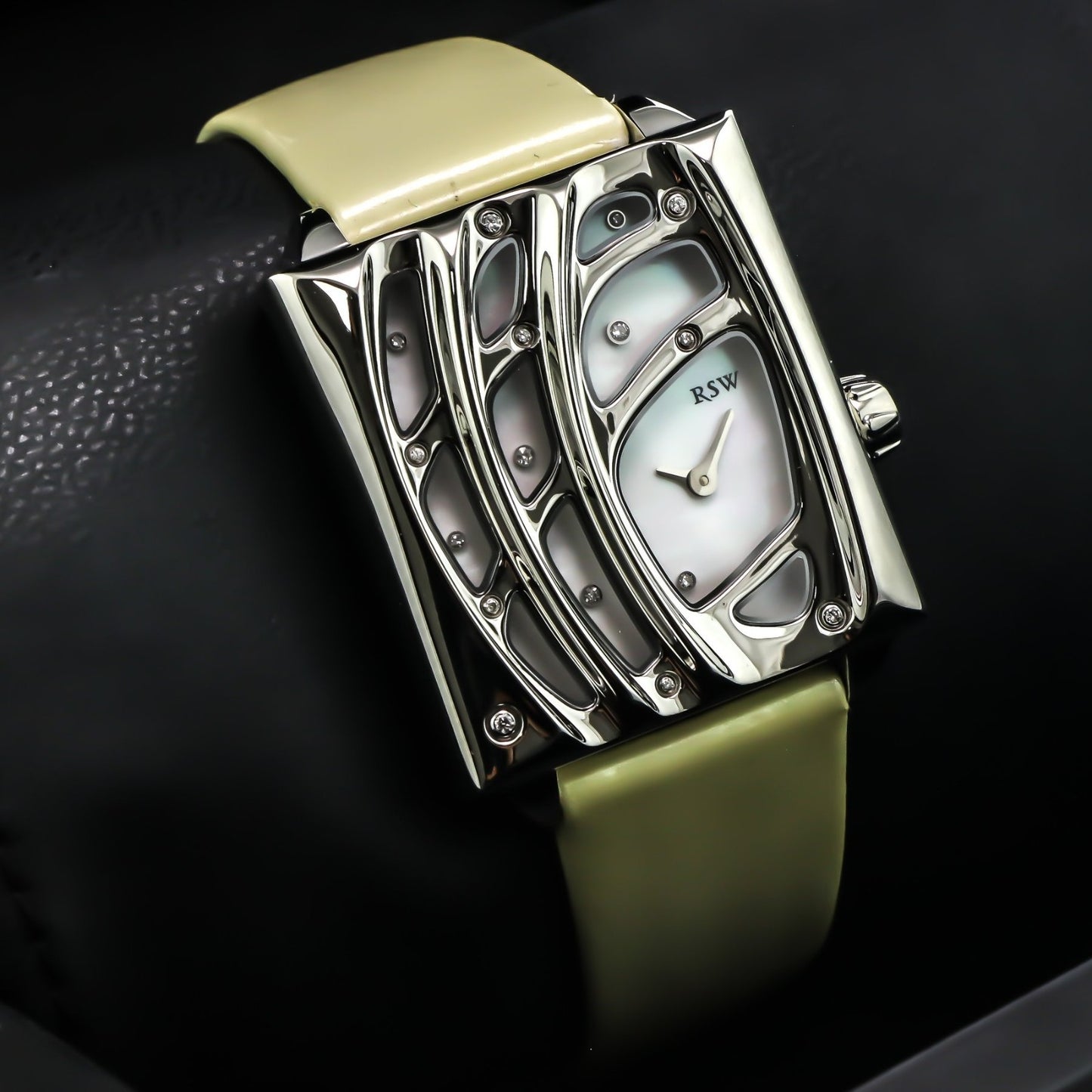 RSW • Reloj suizo • Cuarzo • Acero inoxidable • 39,05 x 45 mm • 3 ATM • RSW6020