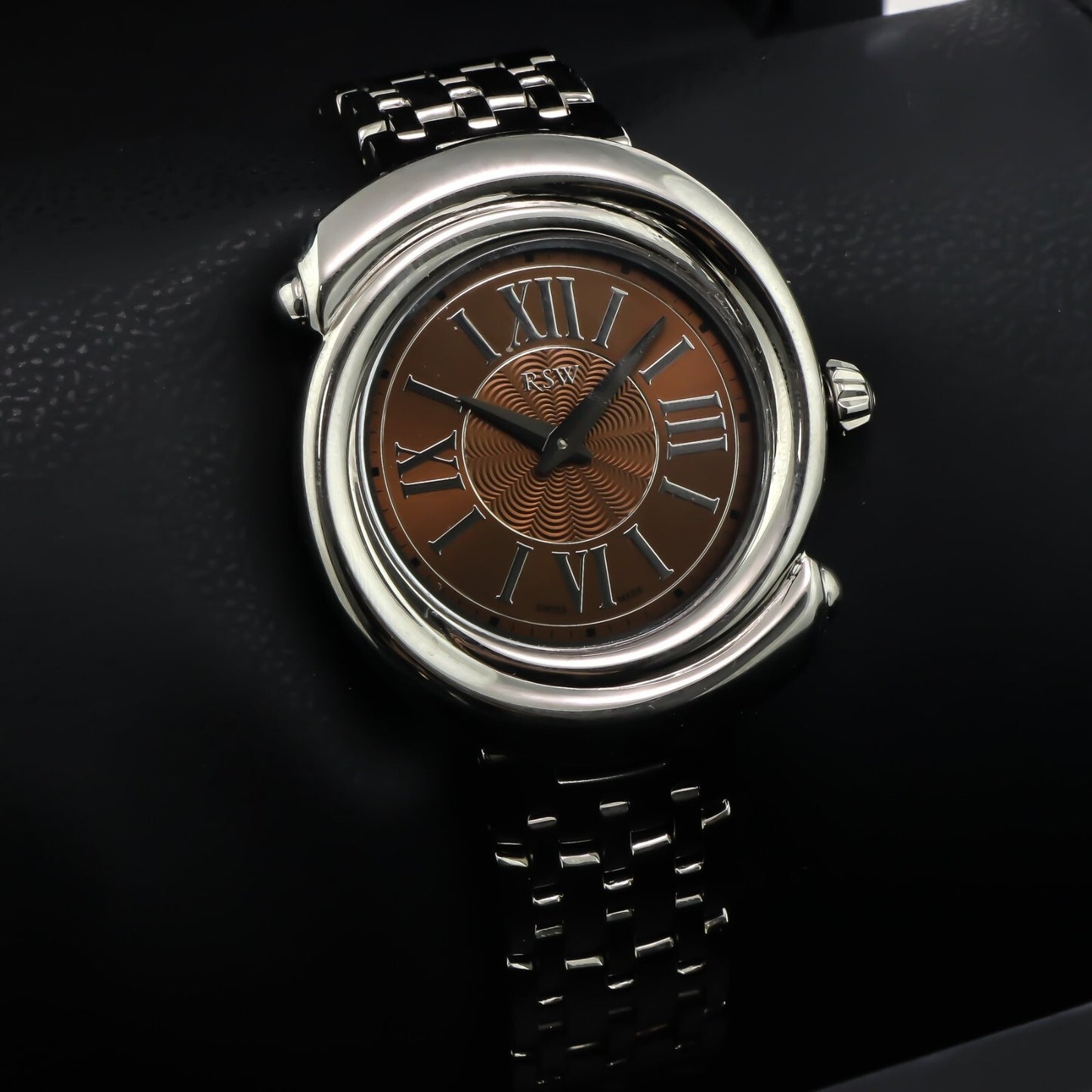 RSW • Swiss Woman's Watch • Stainless Steel • Quartz • 40mm • RSW6970