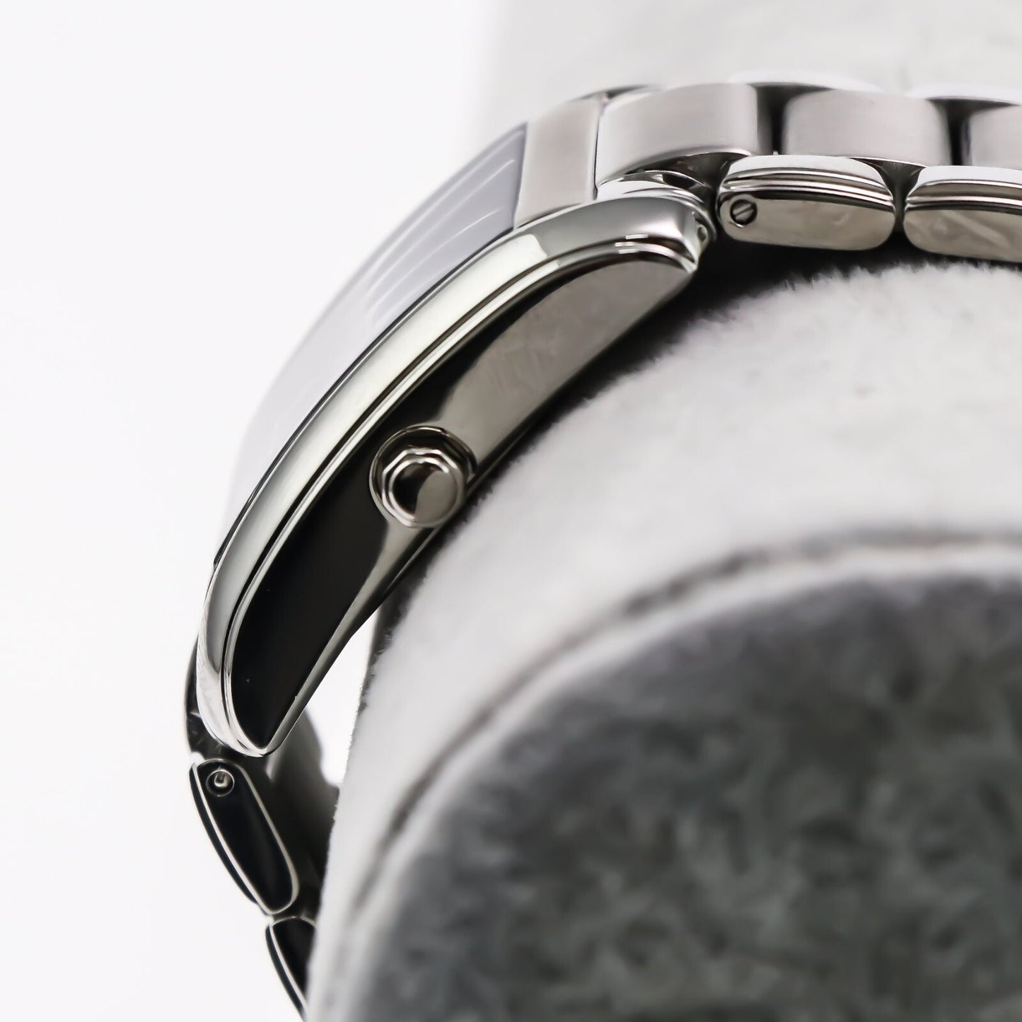 Optima • Swiss Watch • Stainless Steel • 20mm • Quartz • 3ATM • OSL140
