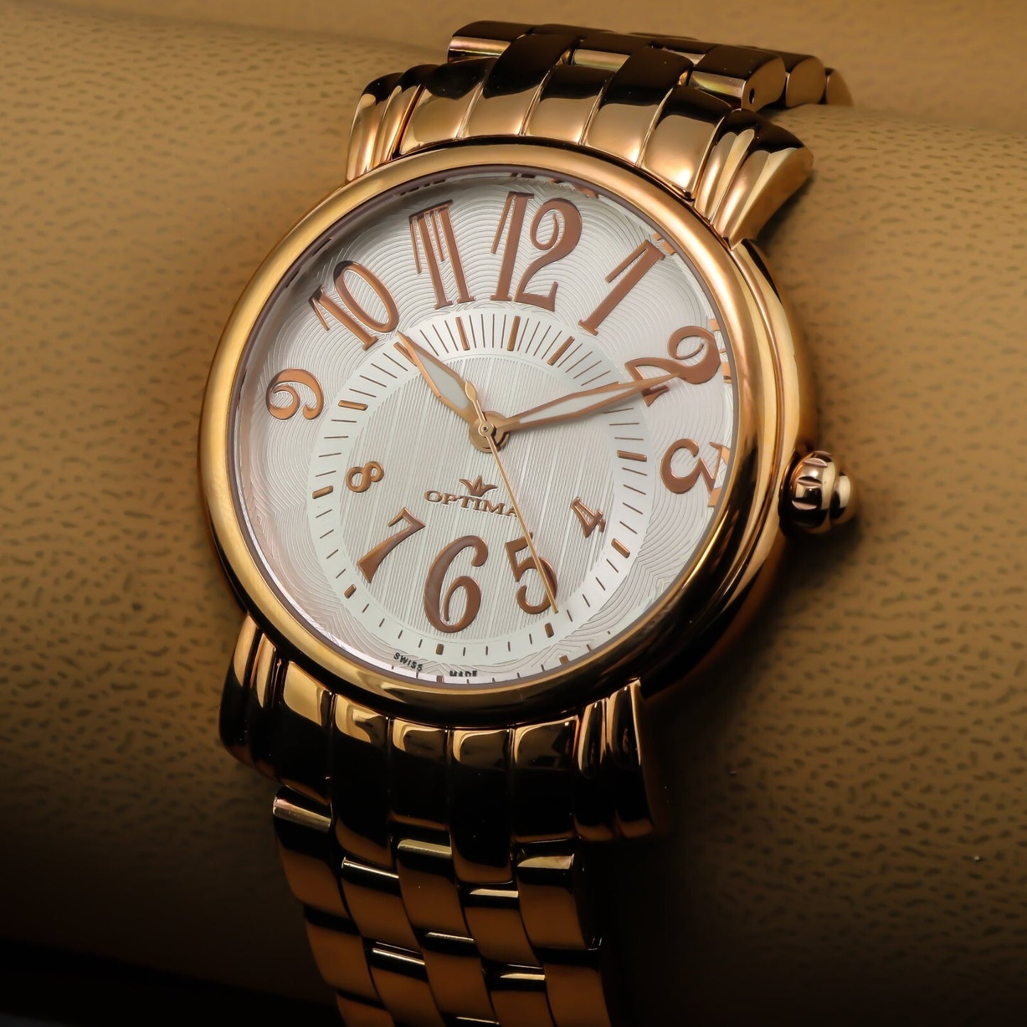 Optima • Reloj suizo • Acero inoxidable • 43 mm • Cuarzo • 3 ATM • OSM212