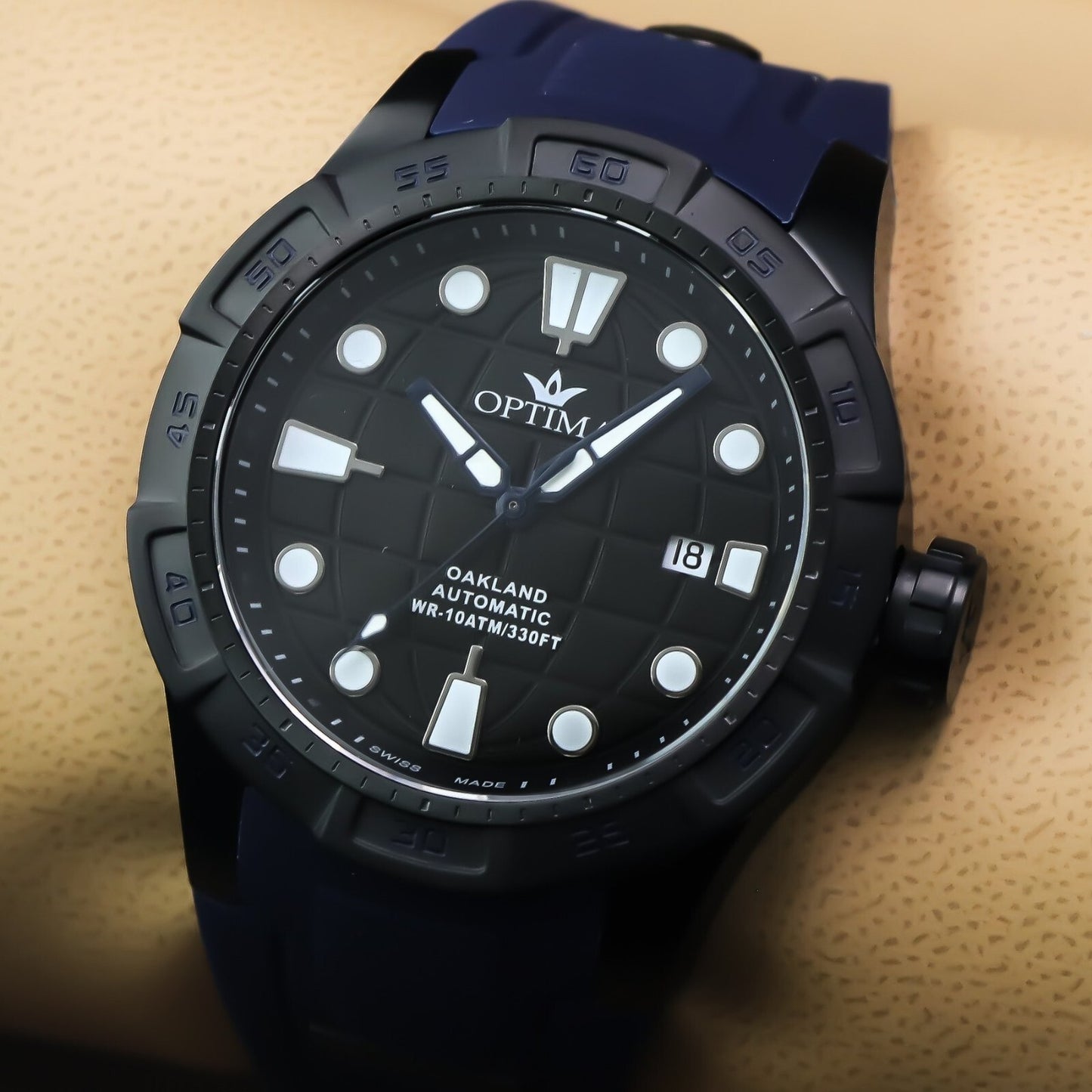 Optima • OAKLAND Swiss Watch • Stainless Steel • 43.35mm • Automatic • 10ATM