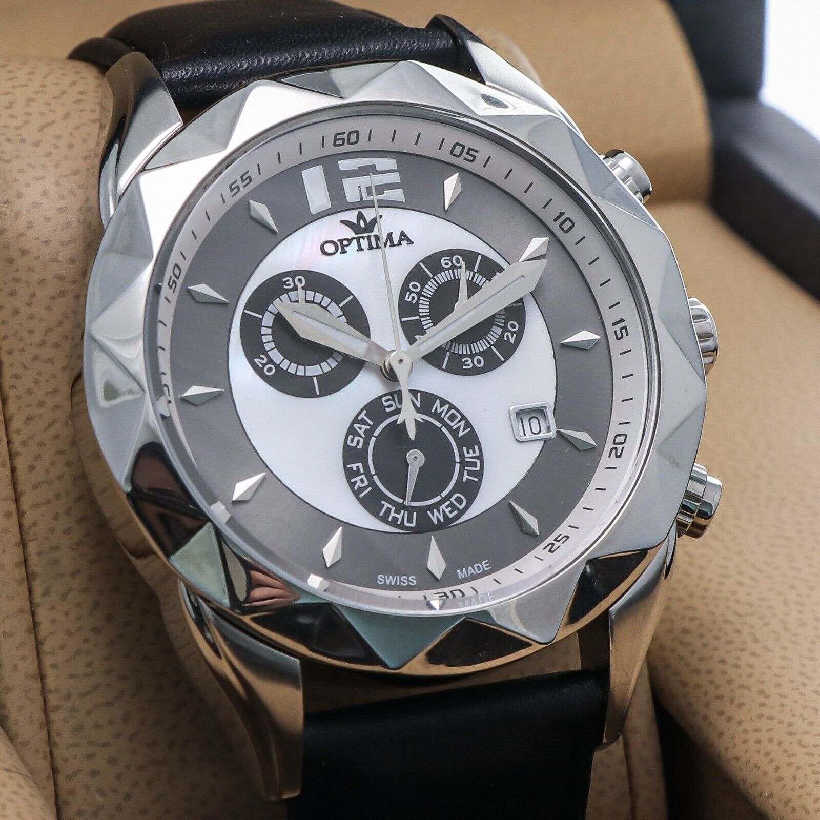 Optima • 44mm •  Swiss Chronograph • Date SubDay • WR50M • OSC268-SL-7