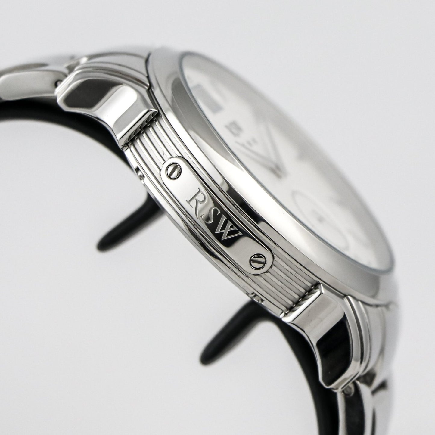 RSW •  Swiss Watch • Stainless Steel • Quartz 44mm • Big Date • 5ATM • RSWM107