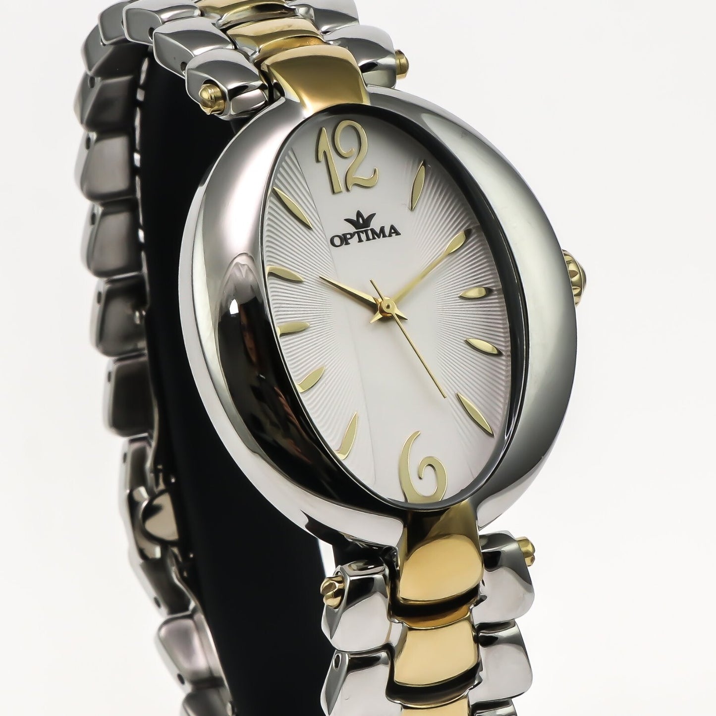 Optima • Swiss Watch • Stainless Steel • 32mm • Quartz • 5ATM • OSL332