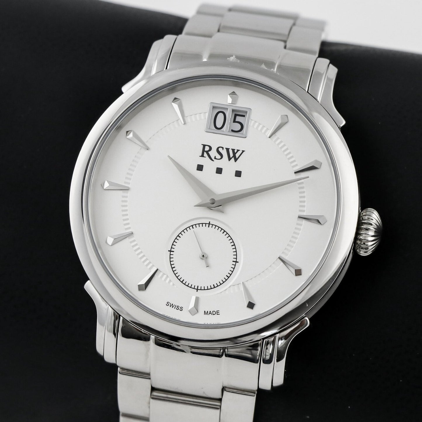 RSW •  Swiss Watch • Stainless Steel • Quartz 44mm • Big Date • 5ATM • RSWM107