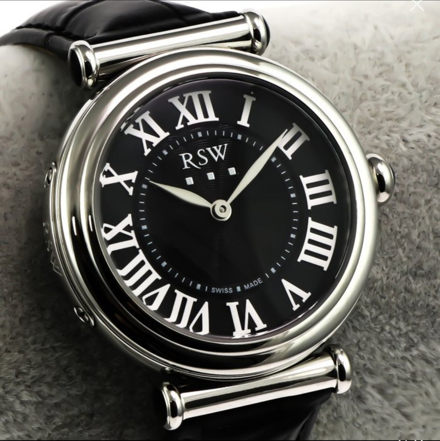 RSW • Swiss Watch • Stainless Steel & Leather • Quartz • 33mm • 5ATM